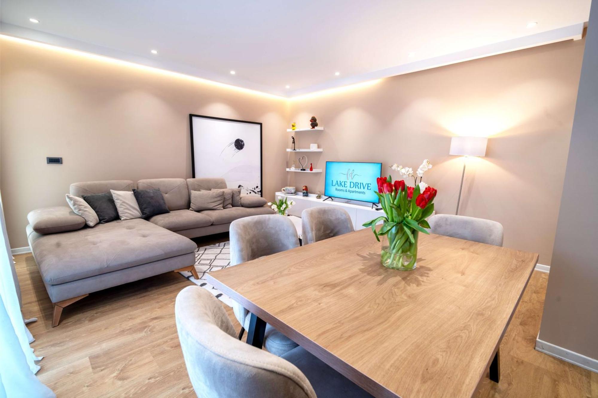 Drive Rooms&apartments 4* Tirana