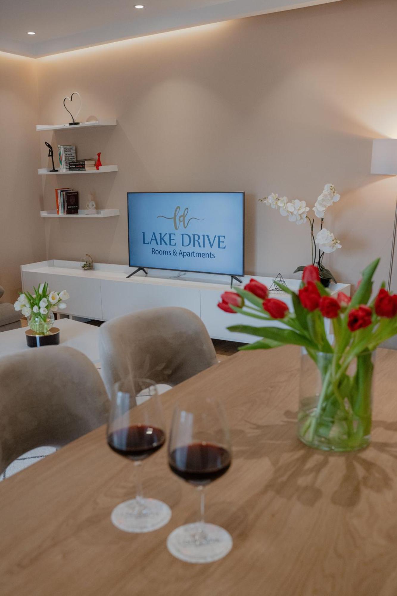 Aparthotel Drive Rooms&apartments Tirana